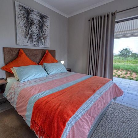 Khoi-Khoi Guesthouse Otavi Экстерьер фото