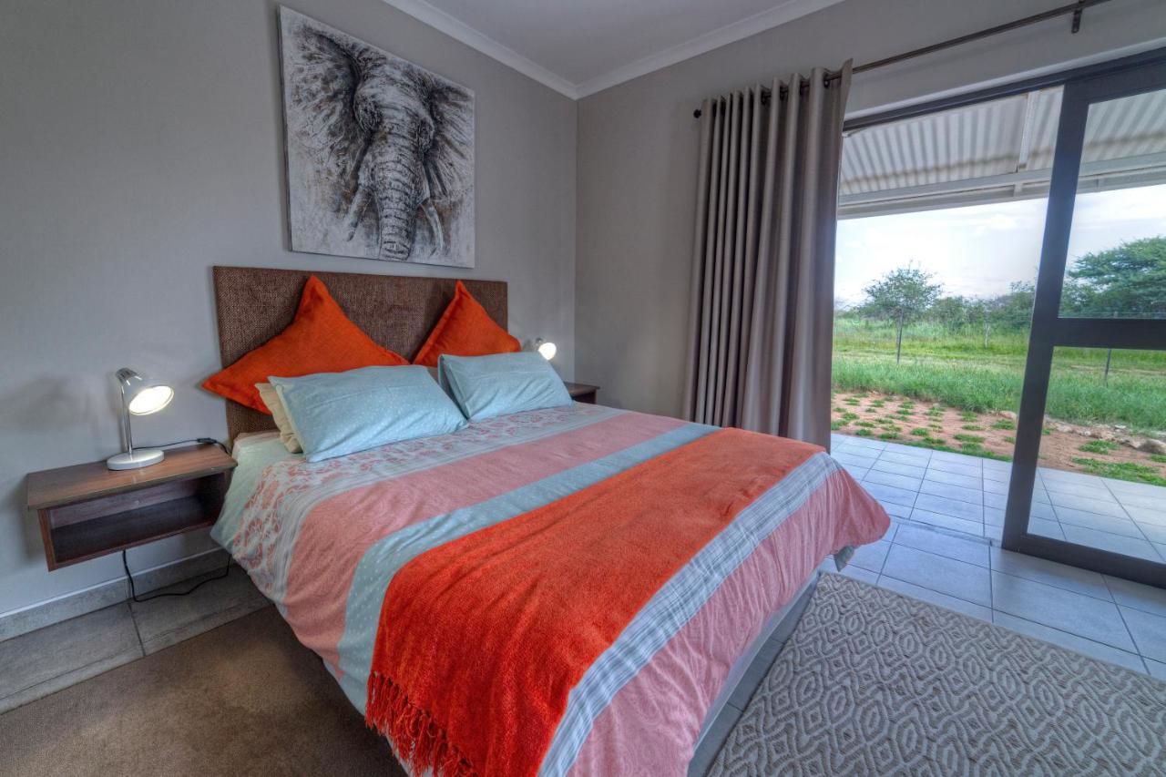 Khoi-Khoi Guesthouse Otavi Экстерьер фото